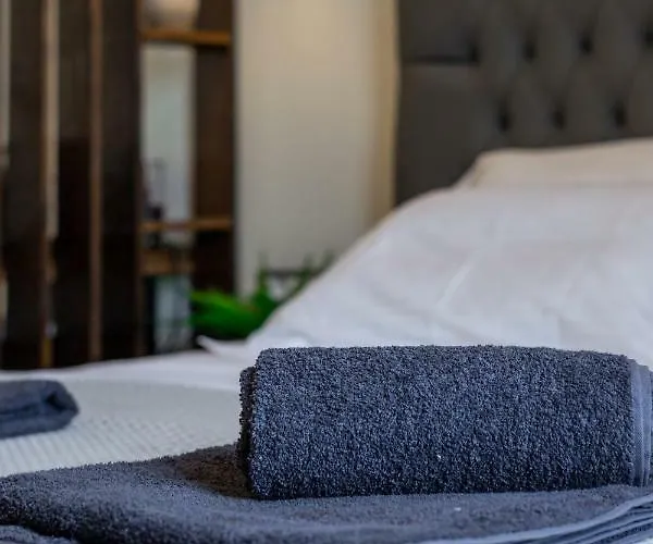 Oda ve Kahvaltı Casa Poli 4*